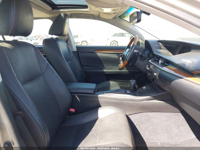 JTHBW1GG6F2083297 Lexus ES 300H