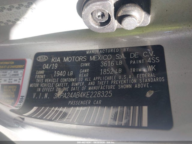 46216261 :رقم المزاد ، 3KPA24AB4KE228325 vin ، 2019 Kia Rio Lx مزاد بيع