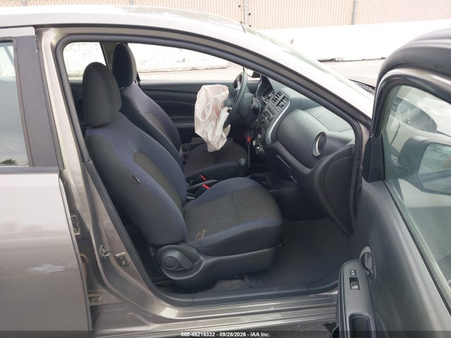 46216332 :رقم المزاد ، 3N1CN7AP5CL819678 vin ، 2012 Nissan Versa 1.6 Sv مزاد بيع