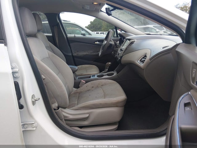 1G1BC5SM5J7125638 Chevrolet Cruze Ls Auto