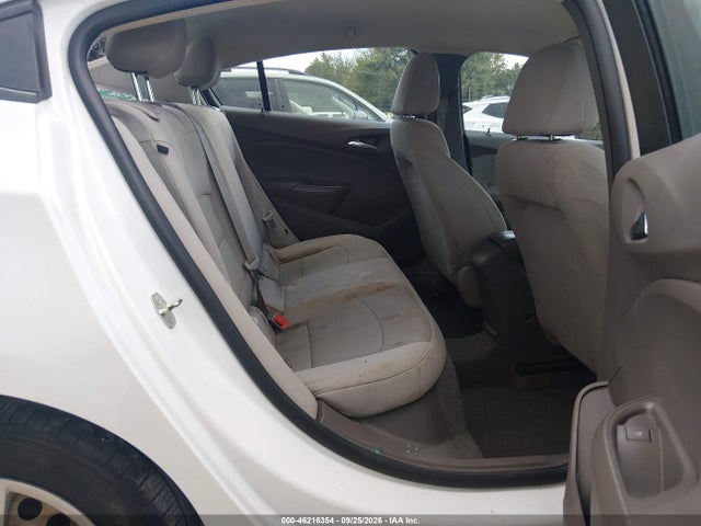 1G1BC5SM5J7125638 Chevrolet Cruze Ls Auto