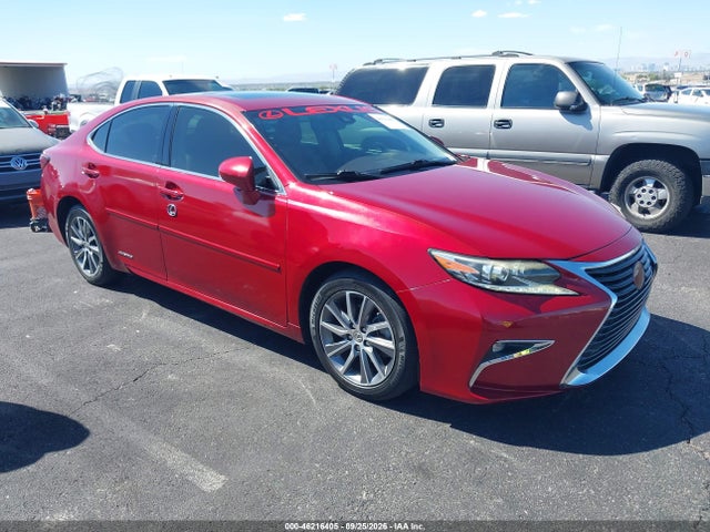 46216405 :رقم المزاد ، JTHBW1GG0G2115260 vin ، 2016 Lexus Es 300h مزاد بيع