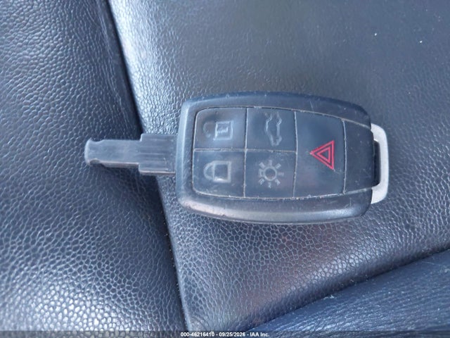 46216410 :رقم المزاد ، YV1672MS3B2534527 vin ، 2011 Volvo S40 T5/t5 R-design مزاد بيع