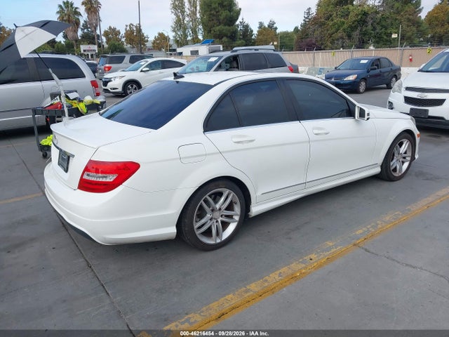 Aukcja sprzedaży 2014 Mercedes-benz C 250 Sport, vin: WDDGF4HB9EG199547, numer aukcji: 46216454