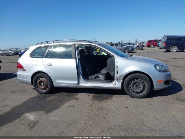 Продажа на аукционе авто 2014 Volkswagen Jetta Sportwagen 2.5l S, vin: 3VWPP7AJ7EM609677, номер лота: 46216456