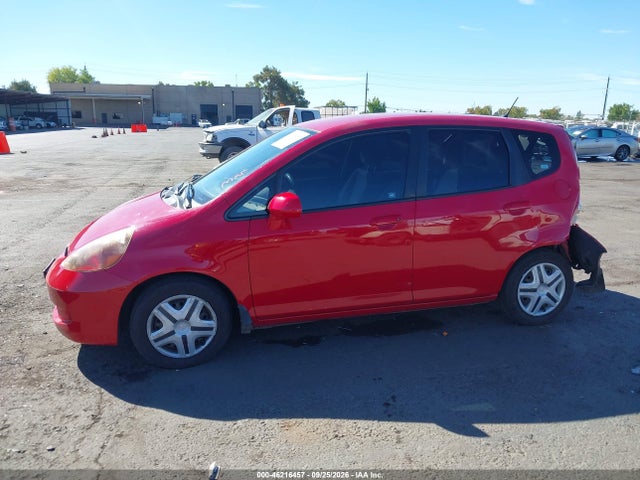 Продажа на аукционе авто 2007 Honda Fit, vin: JHMGD38477S048247, номер лота: 46216457