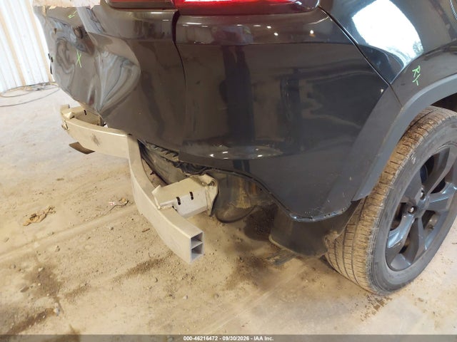 46216472 :رقم المزاد ، 1C4PJMCB6FW750105 vin ، 2015 Jeep Cherokee Latitude Altitude مزاد بيع