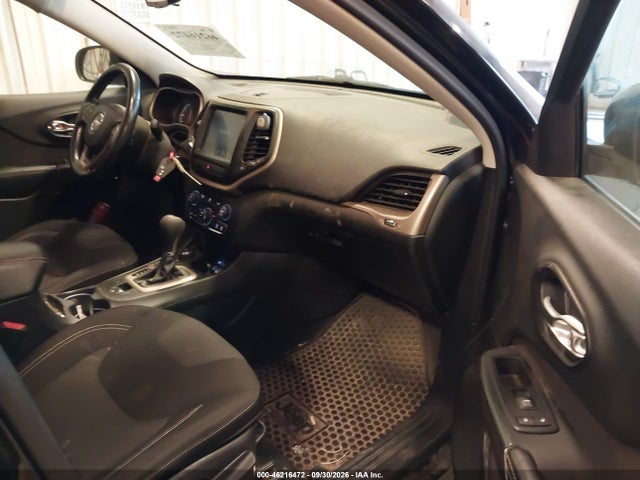 46216472 :رقم المزاد ، 1C4PJMCB6FW750105 vin ، 2015 Jeep Cherokee Latitude Altitude مزاد بيع