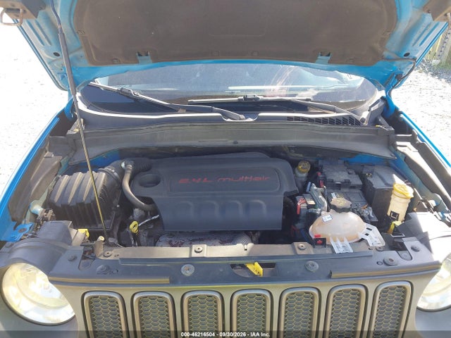 2015 Jeep Renegade Trailhawk მანქანა იყიდება აუქციონზე, vin: ZACCJBCT3FPB85014, აუქციონის ნომერი: 46216504