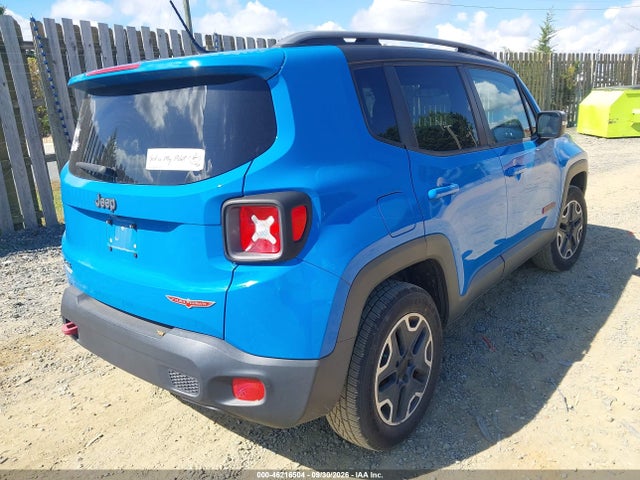 2015 Jeep Renegade Trailhawk მანქანა იყიდება აუქციონზე, vin: ZACCJBCT3FPB85014, აუქციონის ნომერი: 46216504