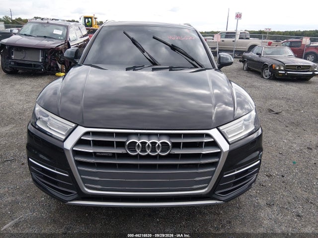 46216520 :رقم المزاد ، WA1ANAFY4J2011091 vin ، 2018 Audi Q5 2.0t Premium/2.0t Tech Premium مزاد بيع