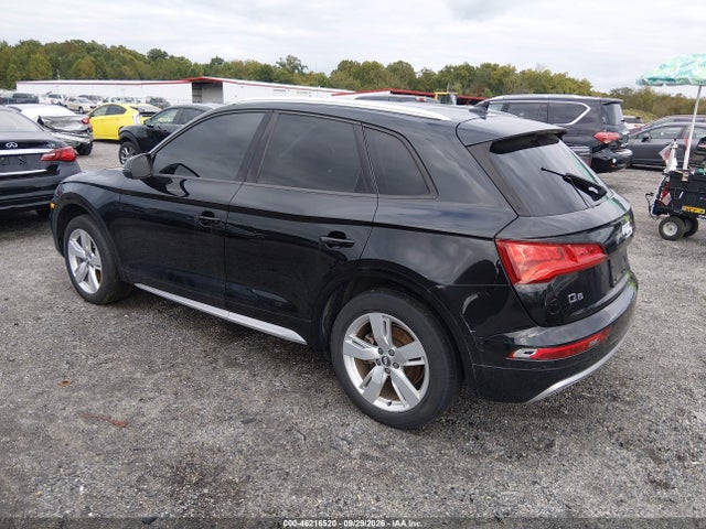 46216520 :رقم المزاد ، WA1ANAFY4J2011091 vin ، 2018 Audi Q5 2.0t Premium/2.0t Tech Premium مزاد بيع
