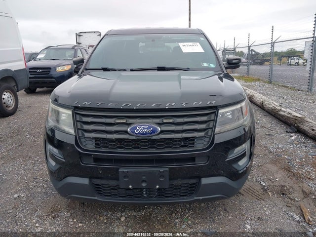 46216832 :رقم المزاد ، 1FM5K8AT1HGC27557 vin ، 2017 Ford Utility Police Interceptor مزاد بيع