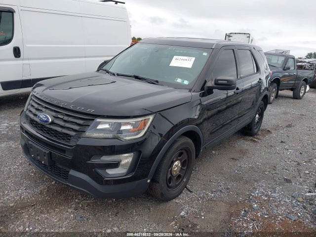 46216832 :رقم المزاد ، 1FM5K8AT1HGC27557 vin ، 2017 Ford Utility Police Interceptor مزاد بيع