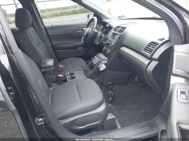 46216832 :رقم المزاد ، 1FM5K8AT1HGC27557 vin ، 2017 Ford Utility Police Interceptor مزاد بيع