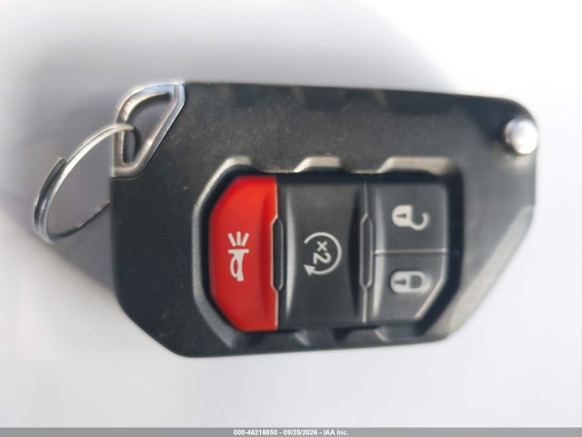 46216850 :رقم المزاد ، 1C6HJTFG6NL124664 vin ، 2022 Jeep Gladiator Overland 4x4 مزاد بيع