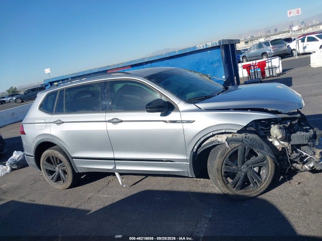 2023 Volkswagen Tiguan 2.0t Se R-line Black მანქანა იყიდება აუქციონზე, vin: 3VVCB7AX0PM059313, აუქციონის ნომერი: 46216856