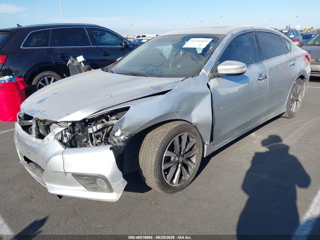 Nissan Altima 2.5 Sl 2017 1N4AL3AP1HC224094 Image 18
