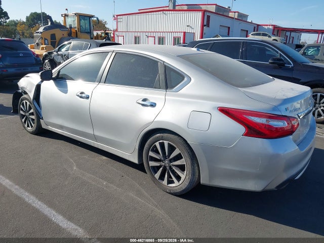 Nissan Altima 2.5 Sl 2017 1N4AL3AP1HC224094 Image 3