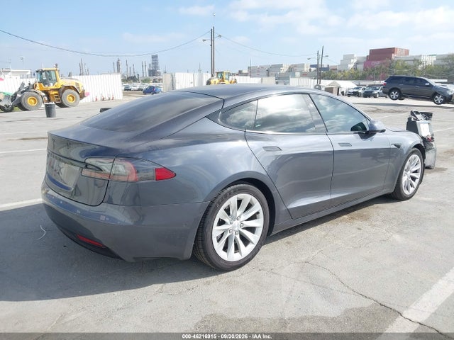 46216915 :رقم المزاد ، 5YJSA1E29JF246229 vin ، 2018 Tesla Modelo S 100d/75d/p100d مزاد بيع