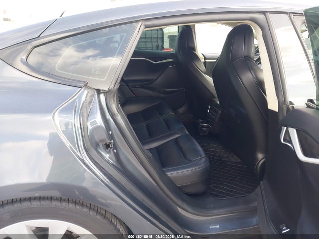 46216915 :رقم المزاد ، 5YJSA1E29JF246229 vin ، 2018 Tesla Modelo S 100d/75d/p100d مزاد بيع
