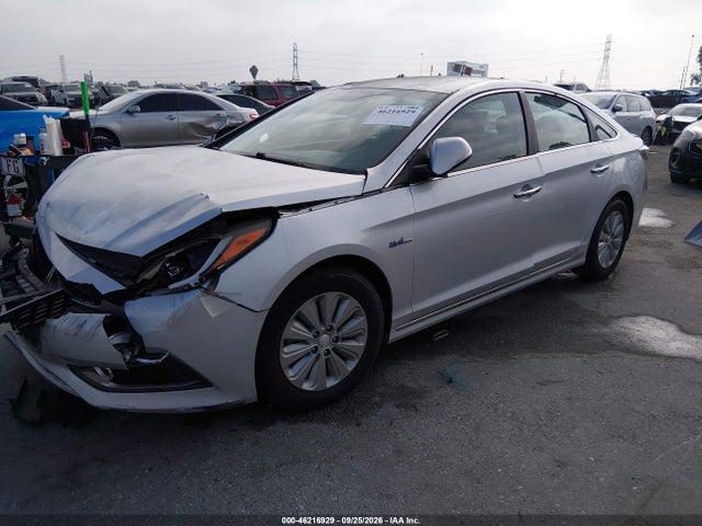 KMHE24L17GA010987 Hyundai Sonata Hybrid Se