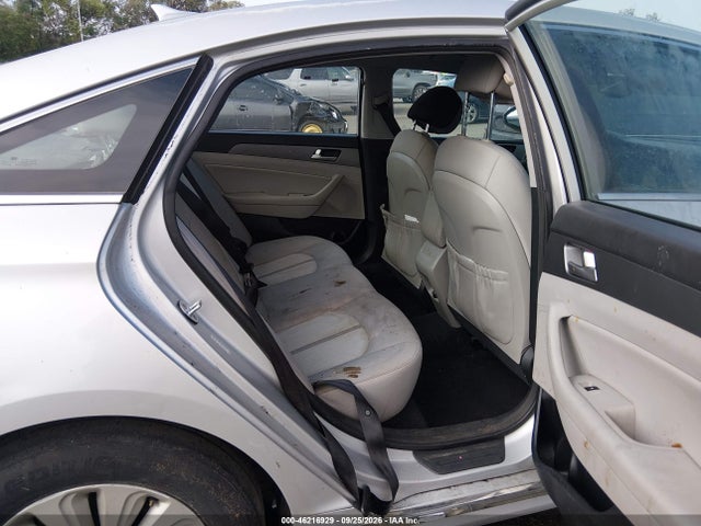 KMHE24L17GA010987 Hyundai Sonata Hybrid Se