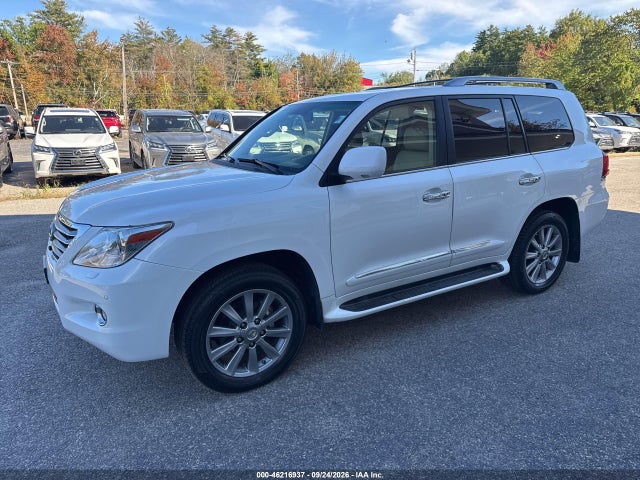 Продажа на аукционе авто 2011 Lexus Lx 570, vin: JTJHY7AX8B4080303, номер лота: 46216937
