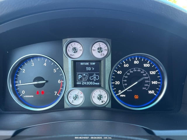 Продажа на аукционе авто 2011 Lexus Lx 570, vin: JTJHY7AX8B4080303, номер лота: 46216937