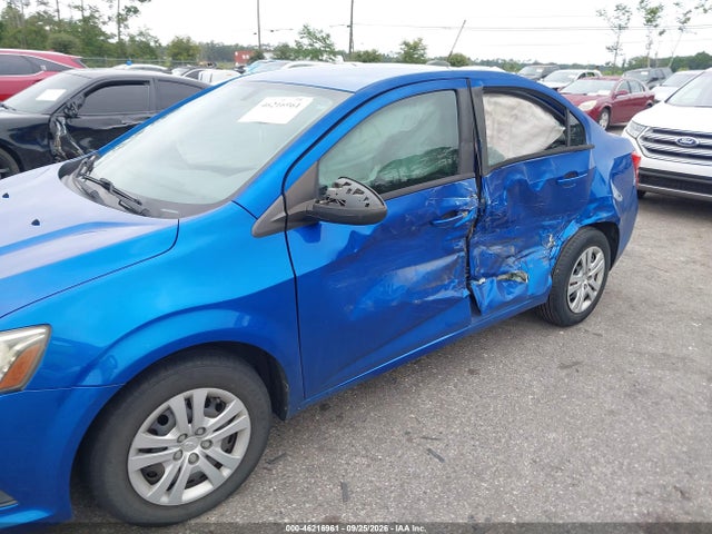 46216961 :رقم المزاد ، 1G1JB5SH0H4126483 vin ، 2017 Chevrolet Sonic Ls Auto مزاد بيع