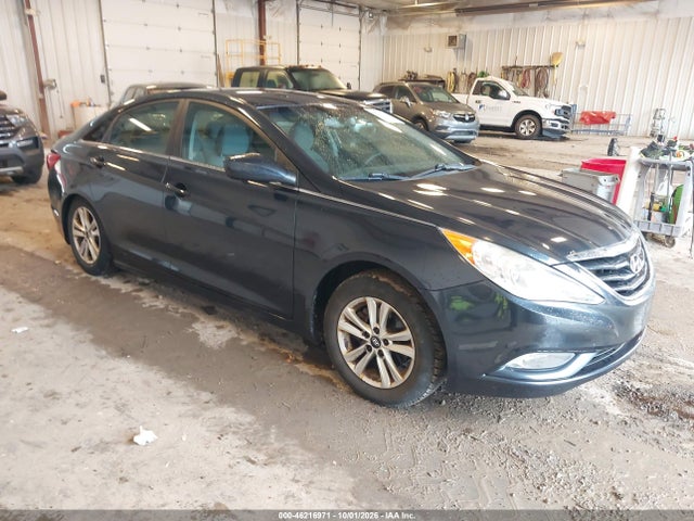 46216971 :رقم المزاد ، 5NPEB4AC6DH808359 vin ، 2013 Hyundai Sonata Gls مزاد بيع