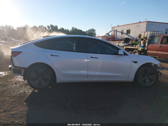 Продаж на аукціоні авто 2021 Tesla Model 3 Standard Range Plus Rear-wheel Drive, vin: 5YJ3E1EA6MF976863, номер лоту: 46216976