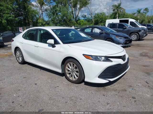 Продаж на аукціоні авто 2020 Toyota Camry Le, vin: 4T1C11AK4LU907049, номер лоту: 46216989