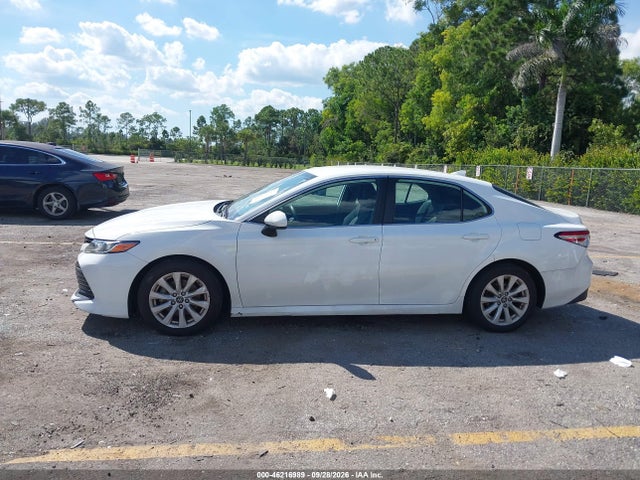 Продаж на аукціоні авто 2020 Toyota Camry Le, vin: 4T1C11AK4LU907049, номер лоту: 46216989