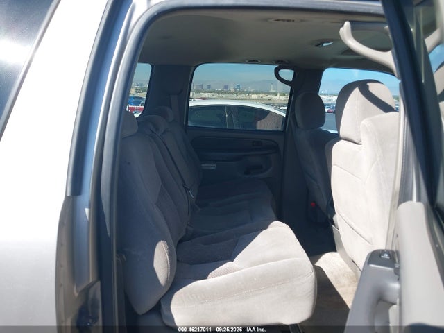 46217011 :رقم المزاد ، 3GNEC16Z83G335068 vin ، 2003 Chevrolet Suburban 1500 Ls مزاد بيع