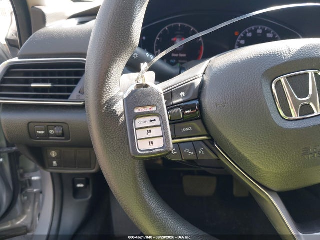 2019 Honda Accord Lx მანქანა იყიდება აუქციონზე, vin: 1HGCV1F16KA011586, აუქციონის ნომერი: 46217040