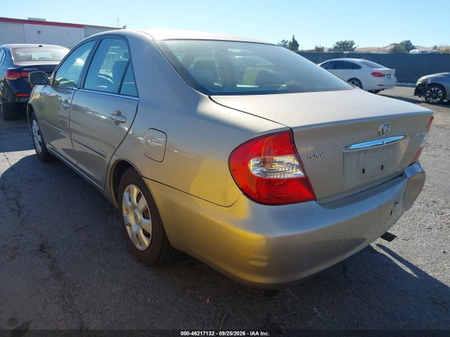 Auction sale of the 2002 Toyota Camry Le, vin: JTDBE32K020080834, lot number: 46217132