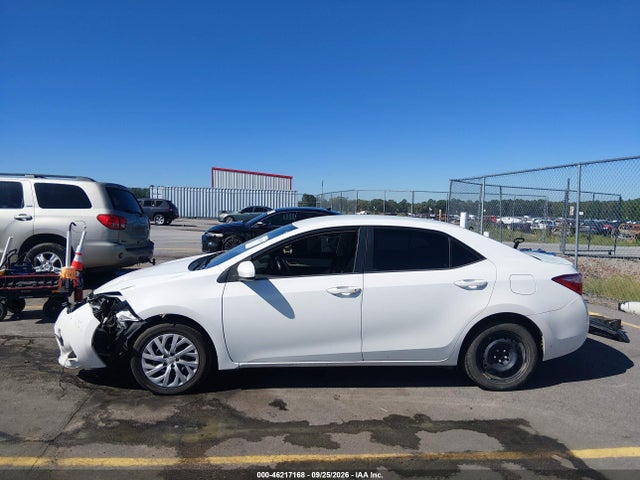 Aukcja sprzedaży 2018 Toyota Corolla Le, vin: 5YFBURHE1JP814134, numer aukcji: 46217168