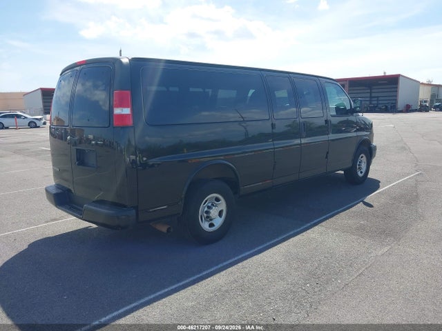 Chevrolet Express 3500 Ls 2018 1GAZGNFG2J1299631 Image 4