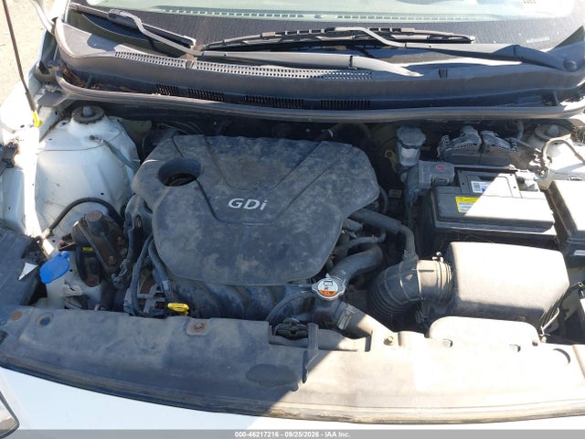 Продажа на аукционе авто 2015 Hyundai Accent Gls, vin: KMHCT4AE4FU881112, номер лота: 46217216