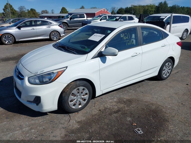 Продажа на аукционе авто 2015 Hyundai Accent Gls, vin: KMHCT4AE4FU881112, номер лота: 46217216