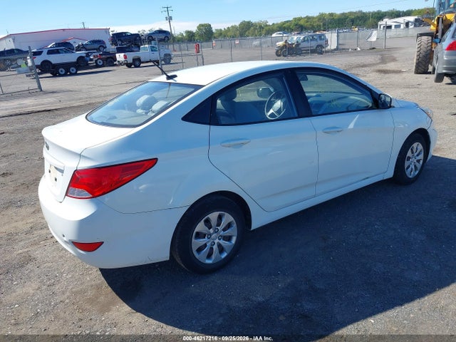 Продажа на аукционе авто 2015 Hyundai Accent Gls, vin: KMHCT4AE4FU881112, номер лота: 46217216