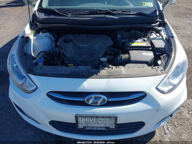 Продажа на аукционе авто 2015 Hyundai Accent Gls, vin: KMHCT4AE4FU881112, номер лота: 46217216