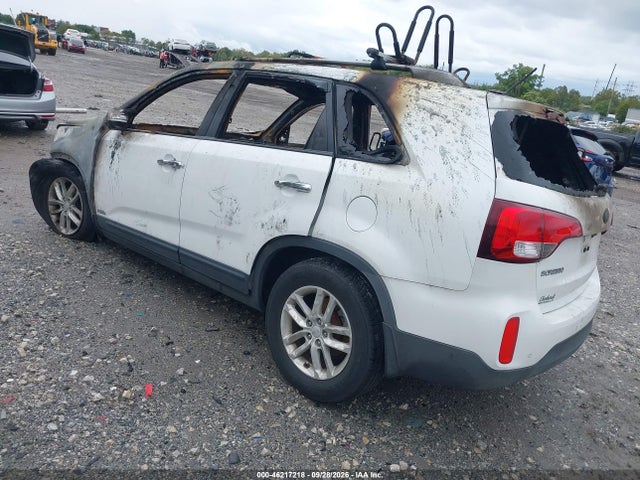 KIA SORENTO LX 2014 5XYKTCA60EG506742 Image 3