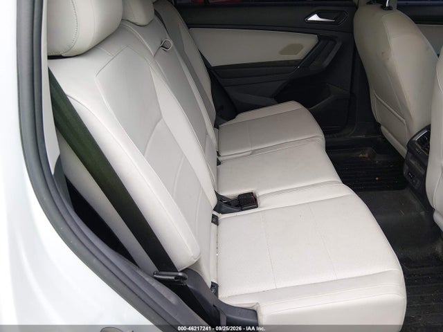 Продаж на аукціоні авто 2018 Volkswagen Tiguan 2.0t Se/2.0t Sel, vin: 3VV2B7AX5JM053557, номер лоту: 46217241