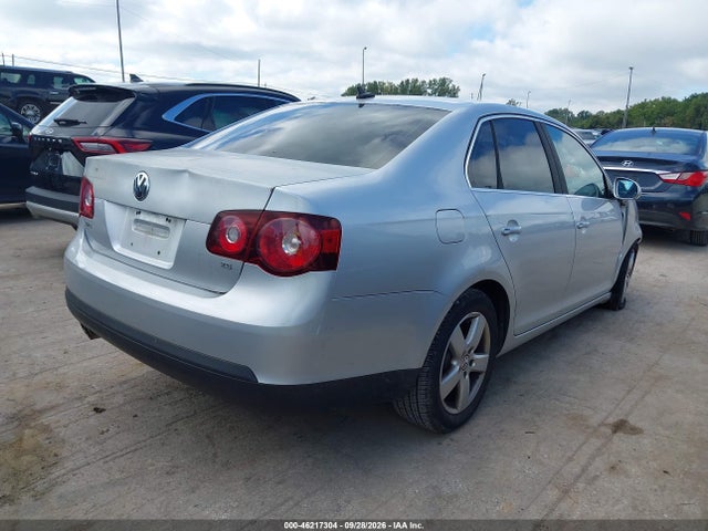 46217304 :رقم المزاد ، 3VWRM71K28M185565 vin ، 2008 Volkswagen Jetta Se/sel مزاد بيع