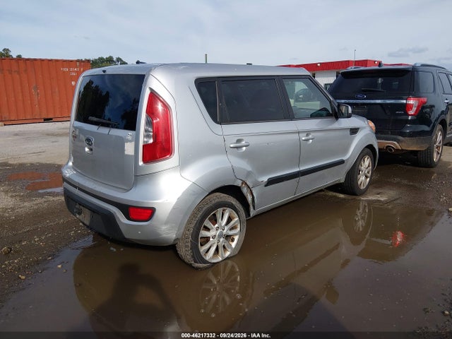 46217332 :رقم المزاد ، KNDJT2A63C7381073 vin ، 2012 Kia Soul + مزاد بيع