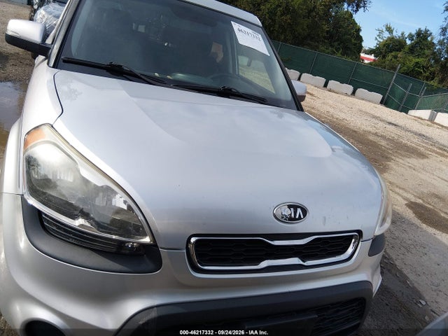46217332 :رقم المزاد ، KNDJT2A63C7381073 vin ، 2012 Kia Soul + مزاد بيع