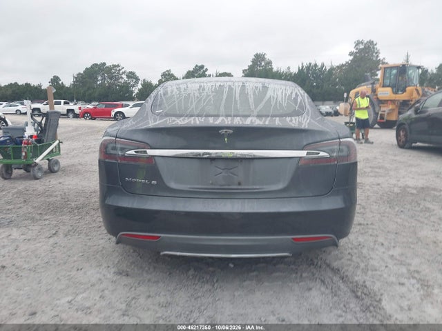 2014 Tesla Model S P85 მანქანა იყიდება აუქციონზე, vin: 5YJSA1H1XEFP56968, აუქციონის ნომერი: 46217350