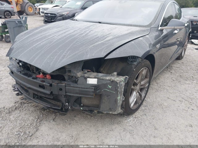 2014 Tesla Model S P85 მანქანა იყიდება აუქციონზე, vin: 5YJSA1H1XEFP56968, აუქციონის ნომერი: 46217350